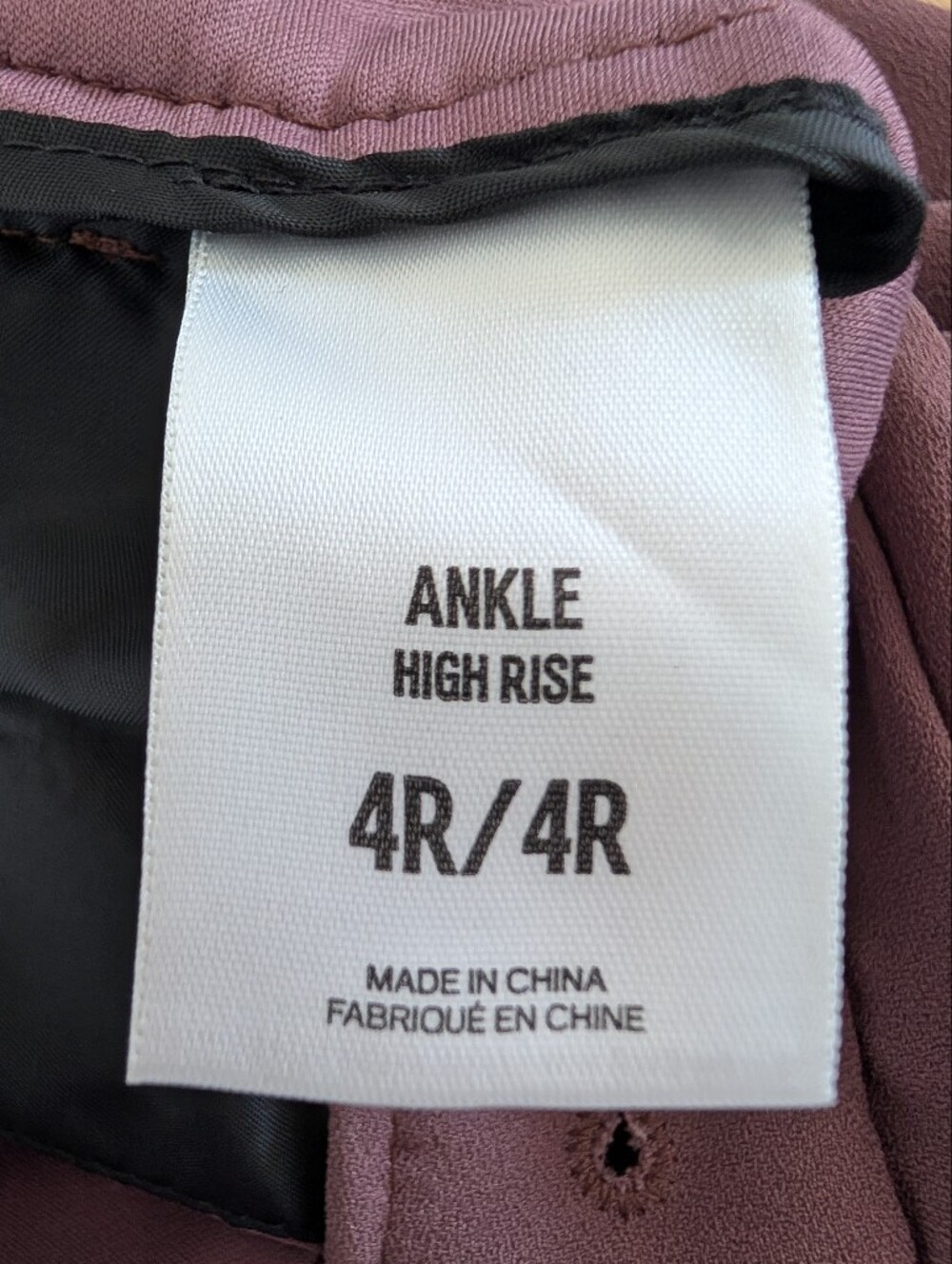 Express Pants | Size 4 - Picture 5 of 8